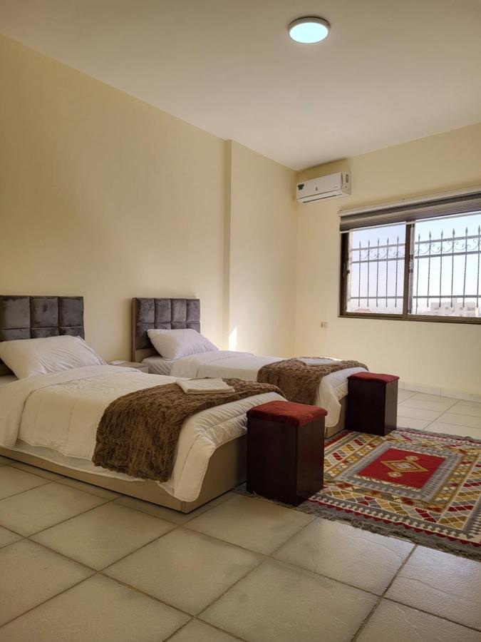 Ibn Kathir Apartment Μάνταμπα Εξωτερικό φωτογραφία